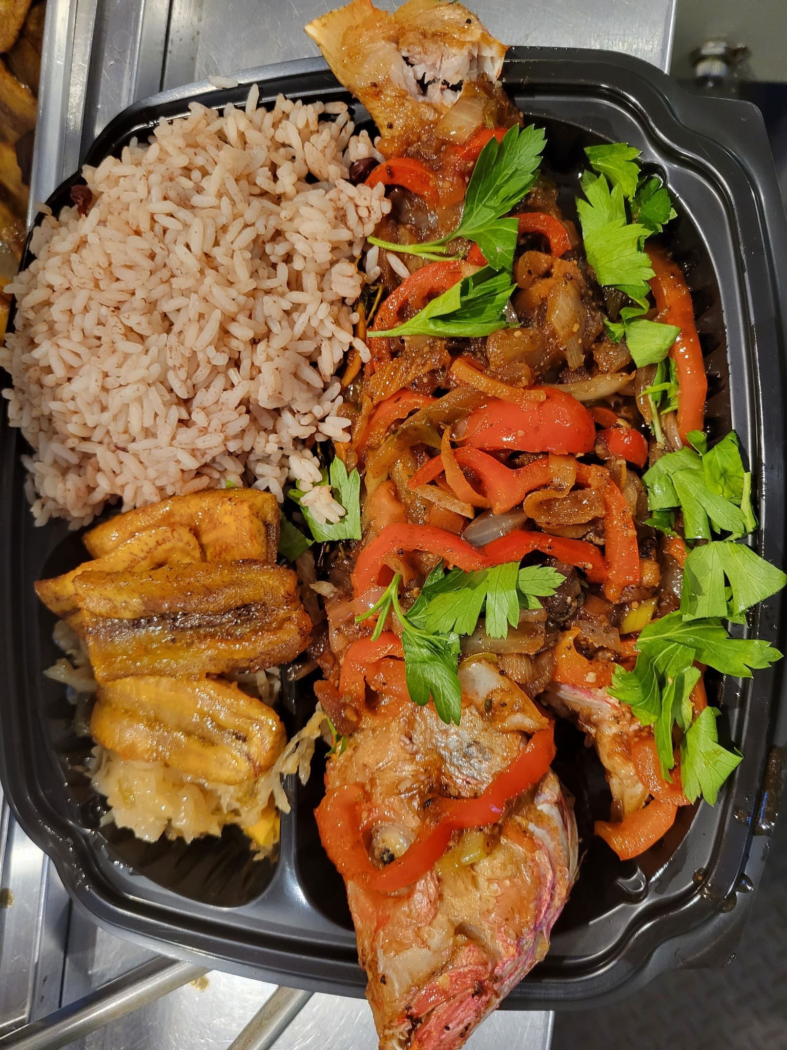fi yuh fish2 Jamaican BBQ Fi Yuh Fish
